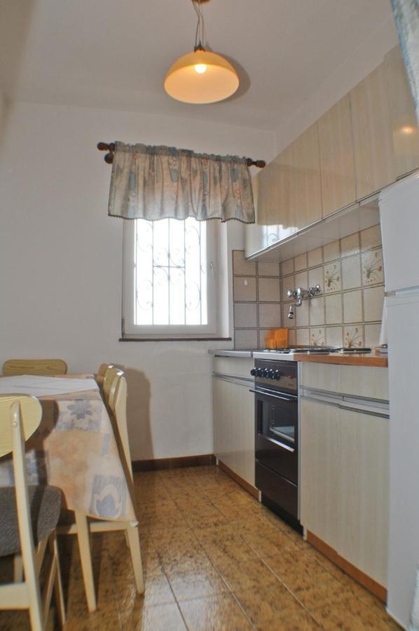 Haus Liliana Ξενοδοχείο Tar-Vabriga Εξωτερικό φωτογραφία