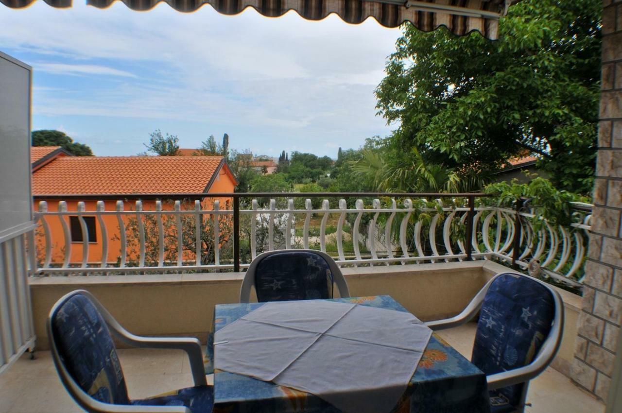Haus Liliana Ξενοδοχείο Tar-Vabriga Εξωτερικό φωτογραφία