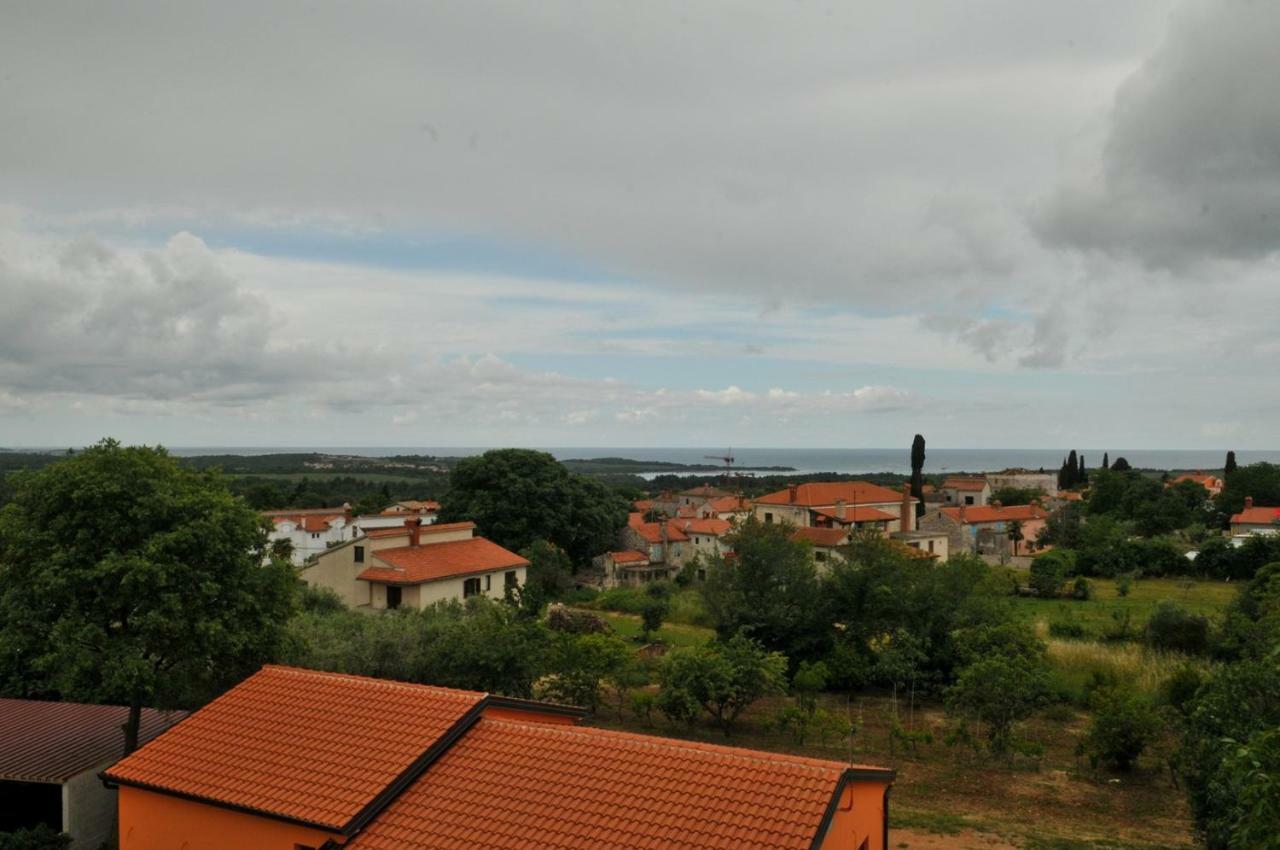 Haus Liliana Ξενοδοχείο Tar-Vabriga Εξωτερικό φωτογραφία