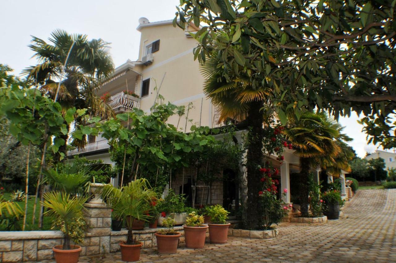 Haus Liliana Ξενοδοχείο Tar-Vabriga Εξωτερικό φωτογραφία