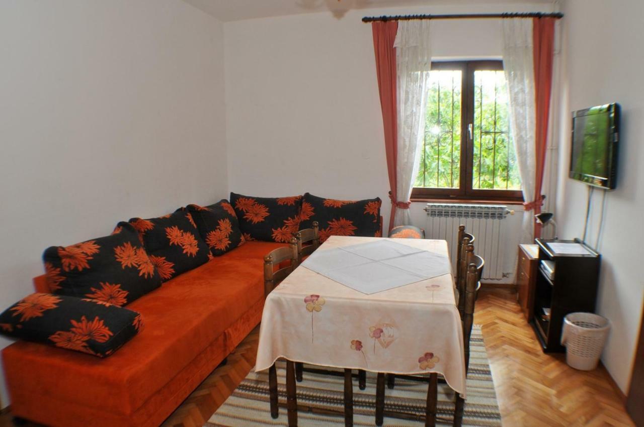 Haus Liliana Ξενοδοχείο Tar-Vabriga Εξωτερικό φωτογραφία